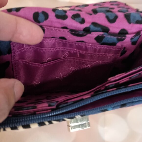 Vera Bradley Wristlet Wallet African Violet Floral Excellent No Strap Clean - Picture 3 of 7
